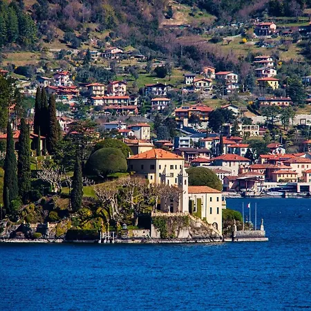 Holiday home Easy Welcome Dimora Antico Borgo Lezzeno