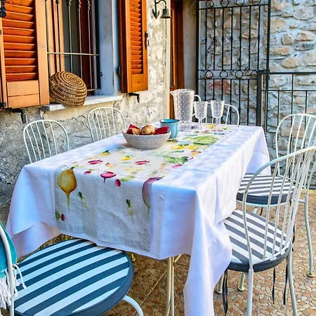 Holiday home Easy Welcome Dimora Antico Borgo *