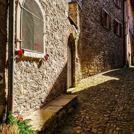 펜션 Easy Welcome Dimora Antico Borgo *