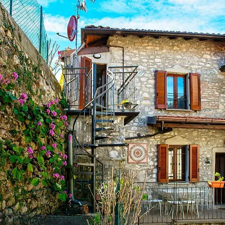 Easy Welcome Dimora Antico Borgo 펜션 *